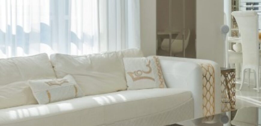 Metro Crown – Vikhroli West